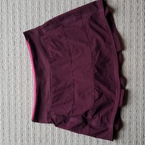 Lululemon Bordeaux Drama (burgundy) Pace Rival II skirt, size 6 tall
